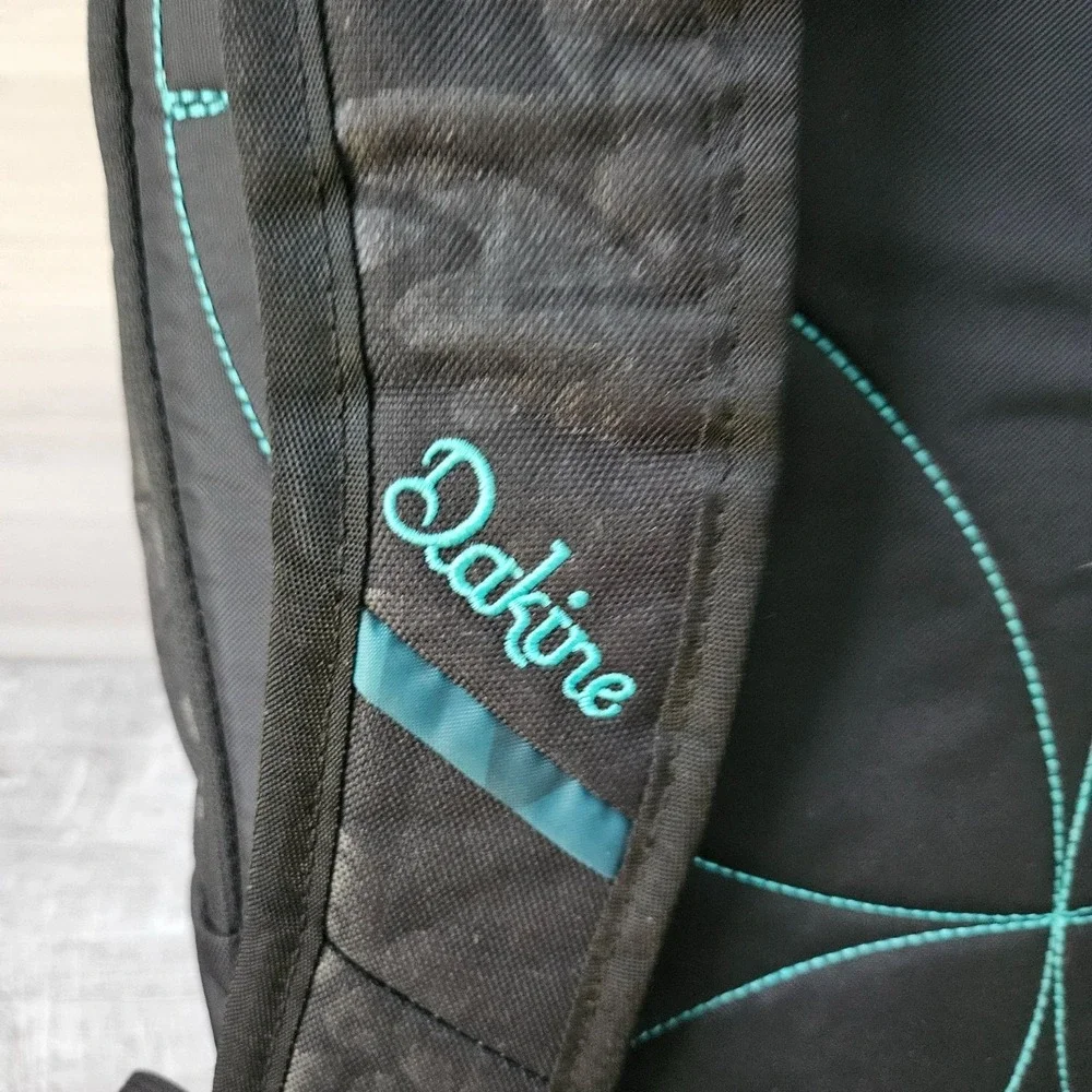 Dakine Zuri 25 L Flourish Backpack Bag School Travel Hike Camp City Laptop